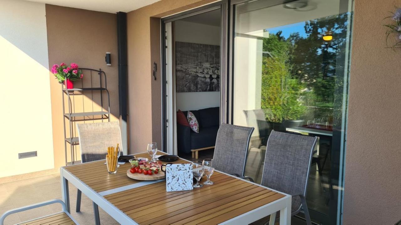 Vila Primorka Apartmani Oleander Silo  Ngoại thất bức ảnh